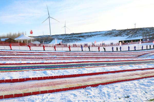 走進(jìn)雪場 感受冰雪運(yùn)動的魅力