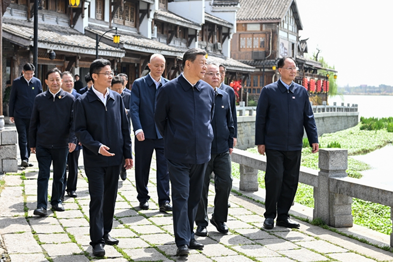 2024年3月19日，習(xí)近平總書記在湖南常德河街考察。