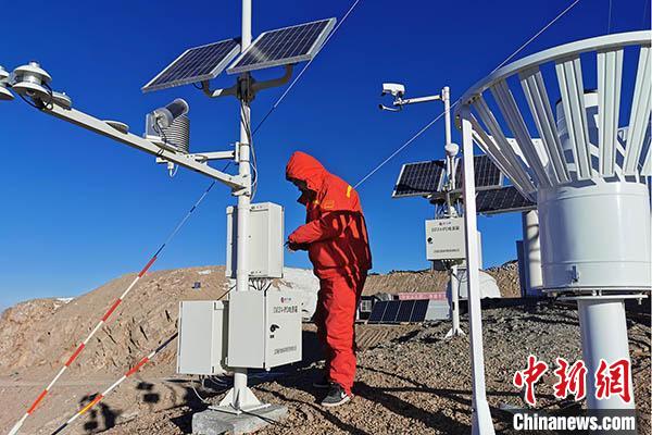 青海茫崖完成賽什騰山天文臺(tái)址GPS高空探測