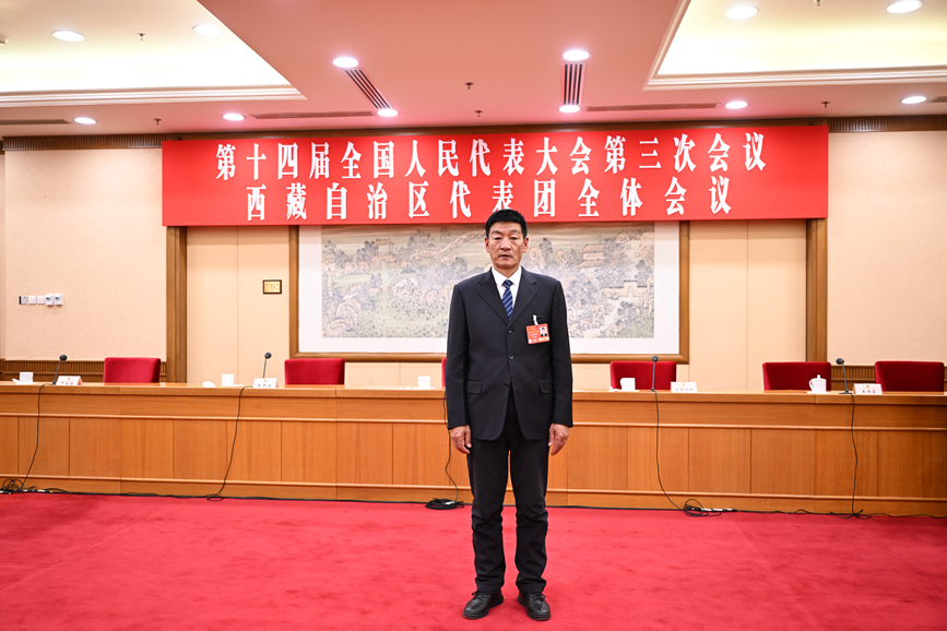 全國(guó)人大代表、國(guó)網(wǎng)拉薩供電公司城區(qū)供電服務(wù)中心帶電作業(yè)保電班副班長(zhǎng)扎西尼瑪。次吉美朵攝